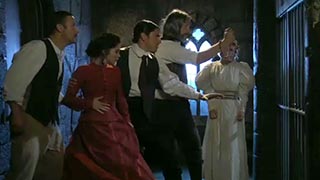 Drácula hipnotiza a una cortesana y se la coge en una celda