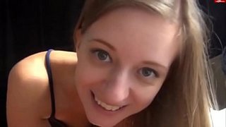 Con el galán de la cuata mientras ella duerme. Soy más puerca que las gallinas