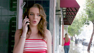 Tiffany Watson moviendo el trasero intensamente con un desconocido