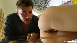 Chava dormida termina teniendo un espectacular trío selfie. Lovenia Lux