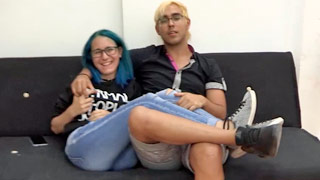 Compramos a la divertida canaria de 18 años Banshee, loca por probar un vergón