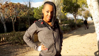 La preciosa Noemilk hace deporte y se nota en su cuerpo atlético