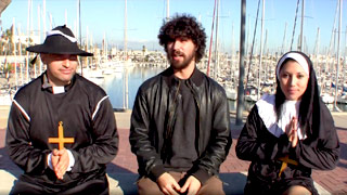 La monja monta como una perra en celo. Valentina Sweet