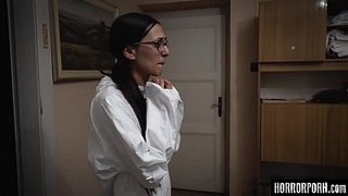 Control demoniaco - Lorra, rehén de un demonio loco de sexo se coge a su pareja