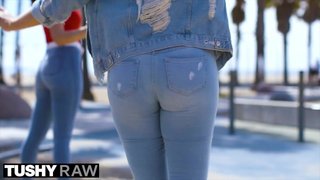 Dana DeArmond y Bella Rolland ruegan por una buena culeada