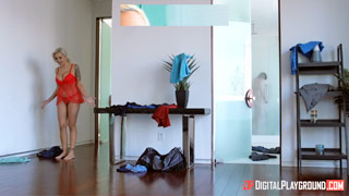 Teen Swap - Episodio 4. Madrastra tetona atrapa a su hijastro jalándose