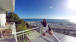 Mirror's Edge - Parodia XXX. Faith Connors tiene sexo a punta de pistola