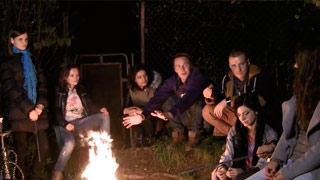 Universitarios rusos cogiendo tras una carne asada nocturna