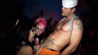 Fiesta lujuriosa llena de españolas cachondas