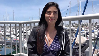 Novia infiel adolescente tiene sexo en público. Jasmine Vega