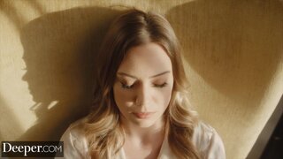 La traviesa Avery Cristy es nalgueada y disciplinada por un extraño