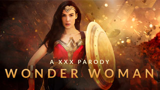 Wonder Woman - Parodia XXX VR. Cogiendo a un herido en una cabaña