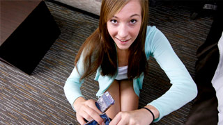 Iba de camino a casa cuando me topé con una linda chava llamada Molly Manson