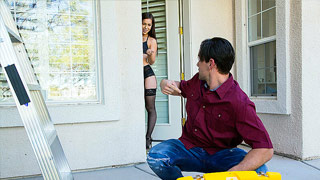 Esposa infiel se coge al chavo de mantenimiento. Alina Lopez