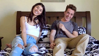 Chavo de fraternidad se echa su primer coño universitario latino. Vanessa Ortiz