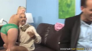 Tu hija ya no es una niña. Tara Lynn Foxx