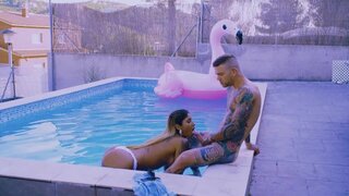 Venus Afrodita chupando verga