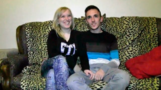 Kitty y Kendo empezaron muy chavos en el mundo liberal, este es su primer video