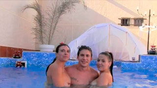 Vanesa Rio, Walkiria y Adrian Dimas se echan un palenque juntos