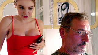 La chavita va bien apretada hasta que le da un infarto al viejo. Paola Hard