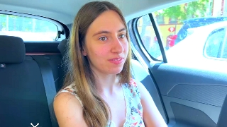 18 añitos y coñito peludo. Carolina Lorca, una chavita casi sin desvirgar