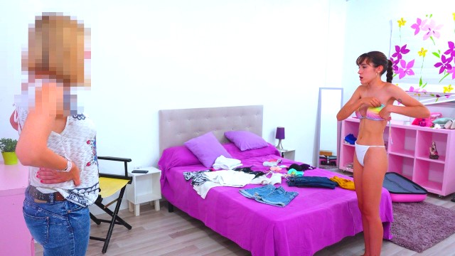 Loreto Smith no esperaba esta sorpresa ¡Su Primer miembro viril negro para la chiquita!