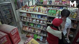 Porno furtivo con la chava del OXXO de cualquier ciudad, país, continente...