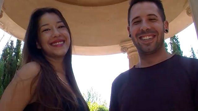 El estreno en el porno de Angie White, experta en sexo y gargantas profundas